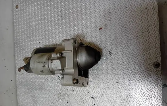 Citroen C4 Grand Picasso Starter motor M000T22471 9663528880