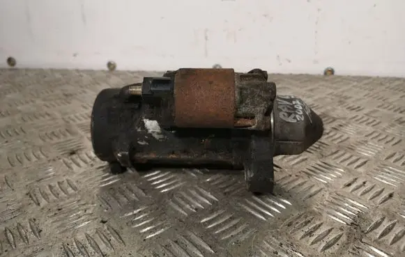 Toyota RAV 4 (XA30) Starter motor 281000R010