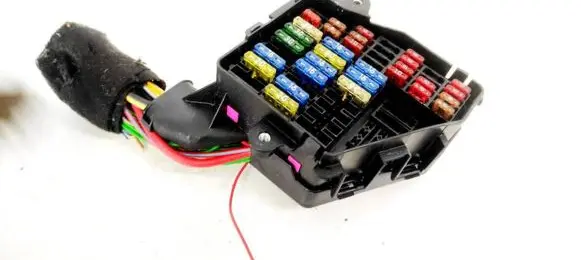 Volkswagen PASSAT B5 Fuse box set