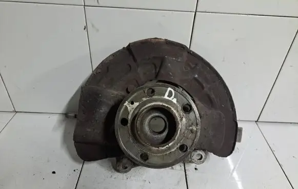 Volvo S80 Front wheel hub spindle knuckle