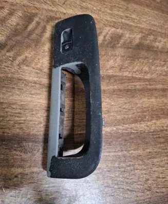 Volkswagen Sharan Electric window control switch 7M3867172B