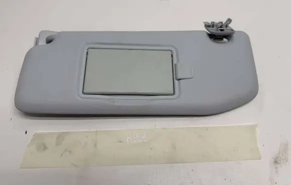 Peugeot 208 Sun visor