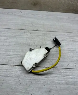 Volkswagen Sharan Central locking motor 7M0959775C 95VW9B241AB 404155