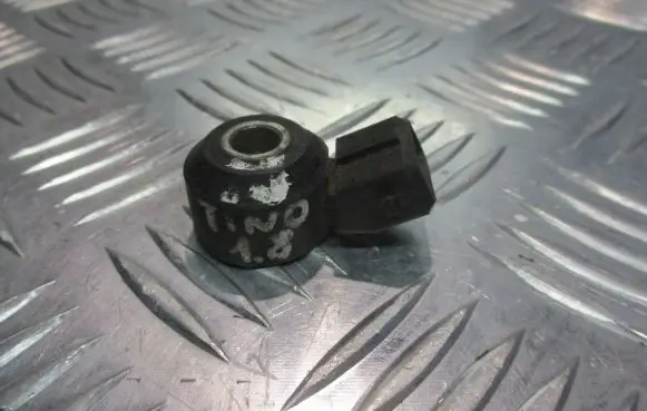 Nissan Almera Tino Detonation knock sensor S119337001