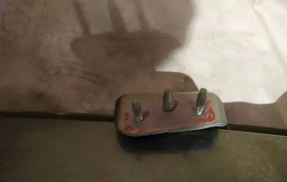 Ford Mondeo Mk III Tailgate/trunk/boot hinge