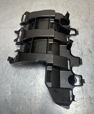 Volkswagen Tiguan Oil breather separator 04L103623F