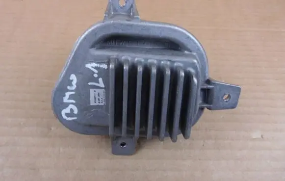 BMW X1 F48 F49 LED ballast control module 90066717