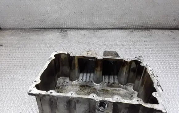 Volkswagen Polo Oil sump 045103603D
