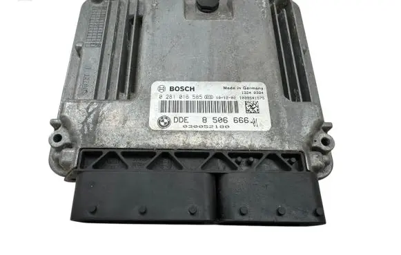 Mini One - Cooper Coupe R56 Engine control unit/module 8506666 0281016585 030052180