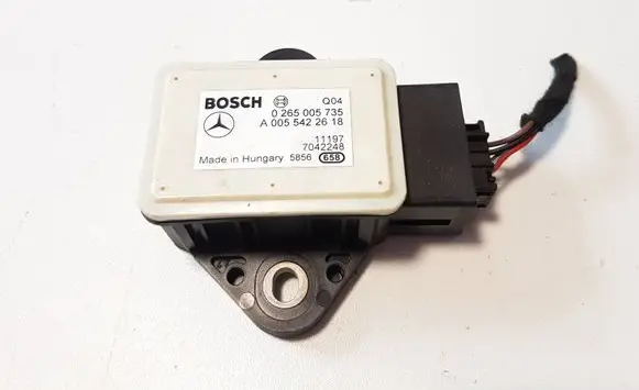 Mercedes-Benz CLS C218 X218 ESP acceleration yaw rate sensor A0055422618 0265005735
