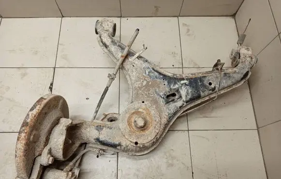 Volkswagen Transporter - Caravelle T4 Rear wheel hub spindle/knuckle 