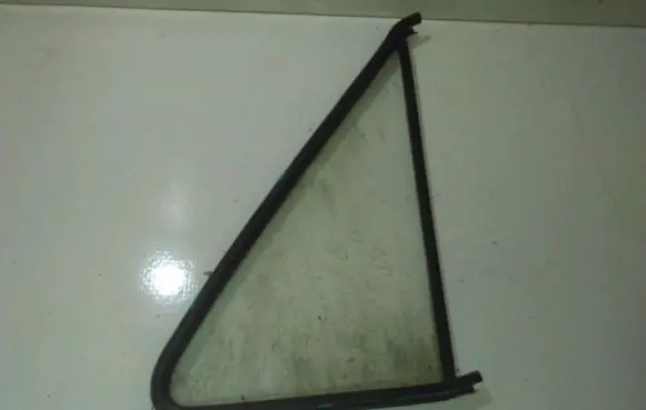 Volkswagen Transporter - Caravelle T3 Front door vent window glass four-door 