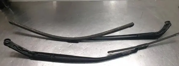 Toyota Prius Prime Windshield/front glass wiper blade 6292579