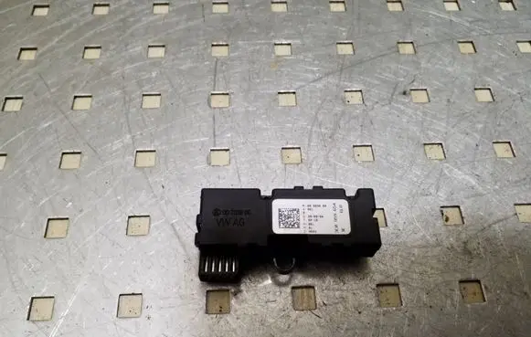 Volkswagen PASSAT B6 Steering angle sensor 3C0959654