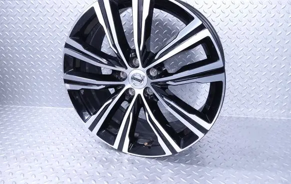 R19 alloy rim