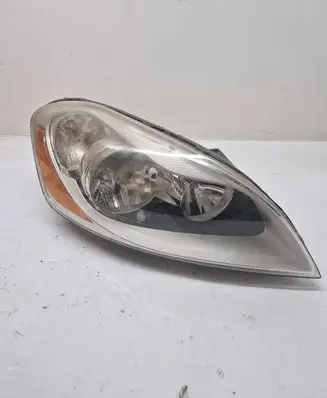 Volvo XC60 Headlight/headlamp 30763146 89902803