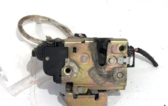 Audi A6 S6 C5 4B Front door lock 4B1837015B
