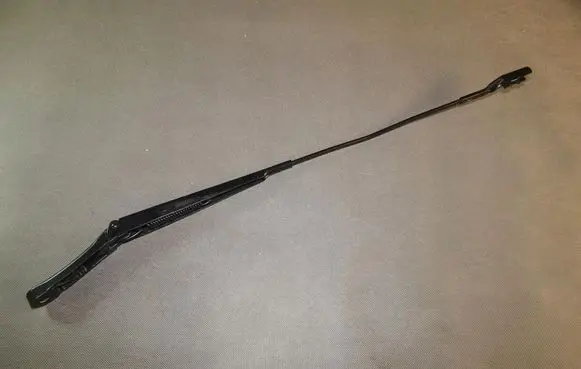 Volkswagen Golf VII Front wiper blade arm 5G1955410