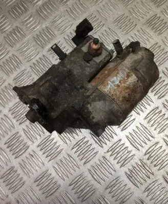 Toyota Avensis Verso Starter motor 2810064300