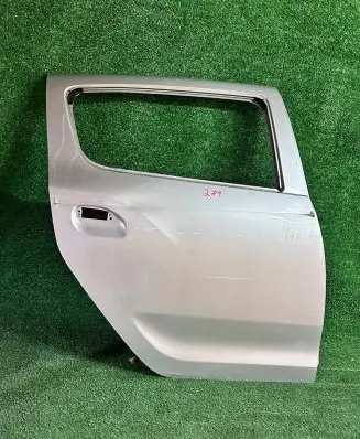 Dacia Sandero Rear door 821123841R