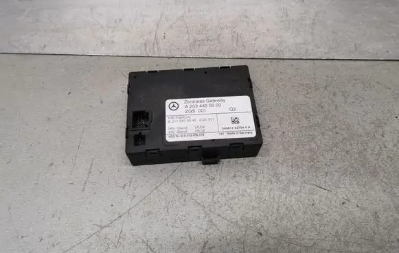 Mercedes-Benz C W203 Gateway control module A2034450000 A2115403545