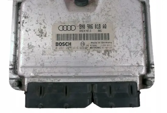 Audi TT Mk1 Engine control unit/module 8N0906018AQ