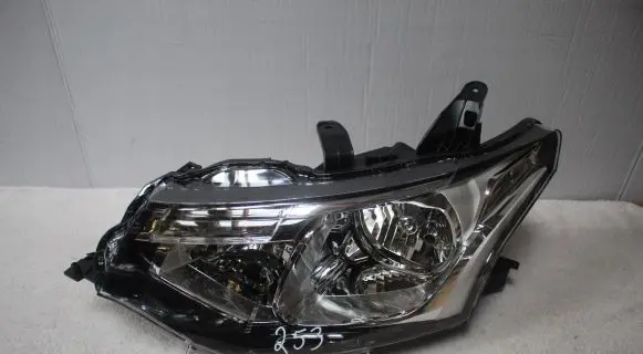 Mitsubishi Outlander Headlight/headlamp 4B45X8301D093