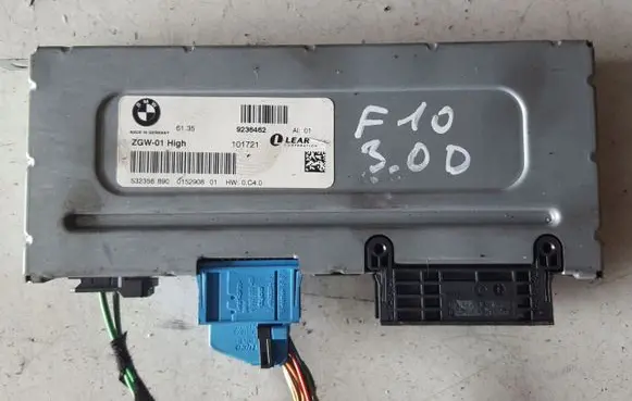 BMW 5 F10 F11 Gateway control module 9236462