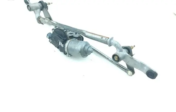 Jeep Cherokee Front wiper linkage and motor 68102178AA