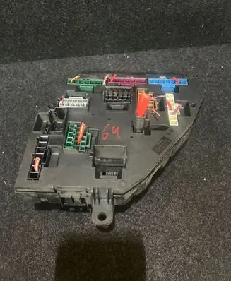 BMW 5 E60 E61 Fuse module 9234423 01279747 217033452