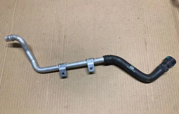 Land Rover Range Rover Sport L494 Engine coolant pipe/hose CPLA18B402AC
