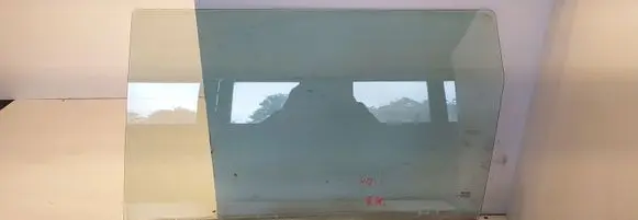 Honda HR-V Rear door window glass