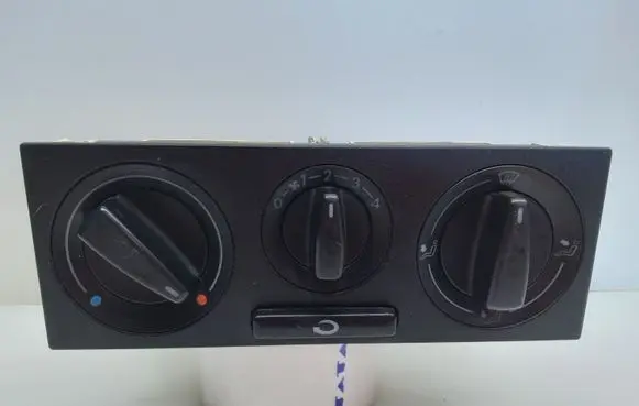 Audi A4 S4 B5 8D Climate control unit