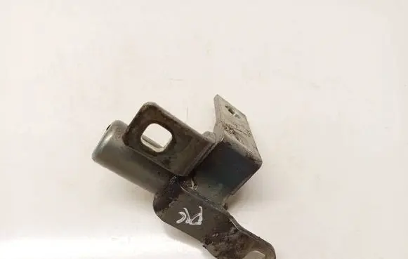 Ford Mondeo MK IV Front door upper hinge 