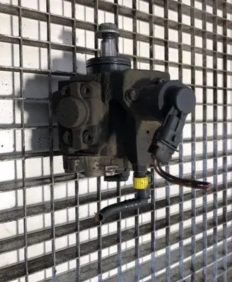 Fuel injection high pressure pump