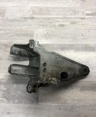 Volkswagen Multivan T5 Engine mounting bracket 7H0199370B 7H0199370F SL9CU3