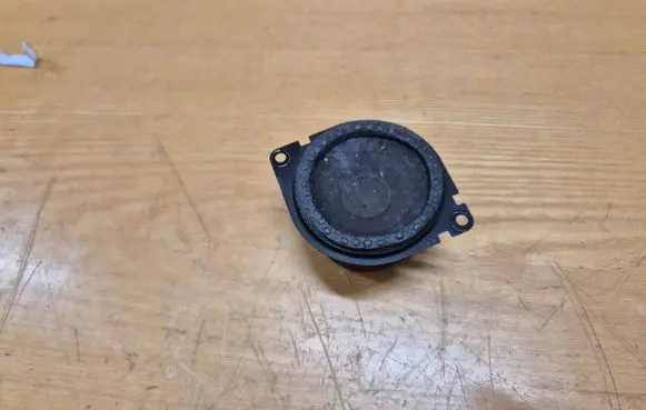 Dodge Nitro Panel speaker 05064204AB 33806J2051 36670D