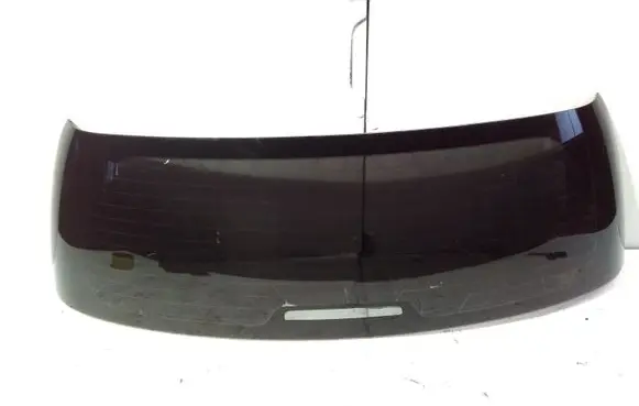 KIA Carens I Rear windscreen/windshield window 
