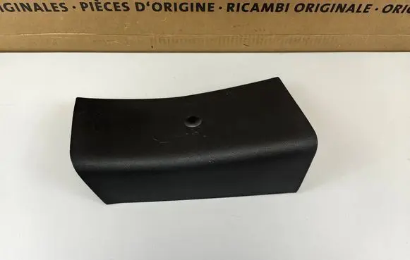 Fiat 500 Abarth (B) pillar trim (top) 735426813 ST4662 C391