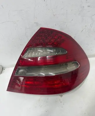 Mercedes-Benz E W211 Rear/tail lights A2118200664 14931645