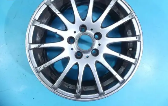 R16 alloy rim