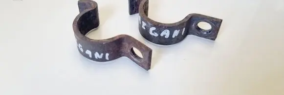 Renault Megane I Sway bar bush bracket, front 