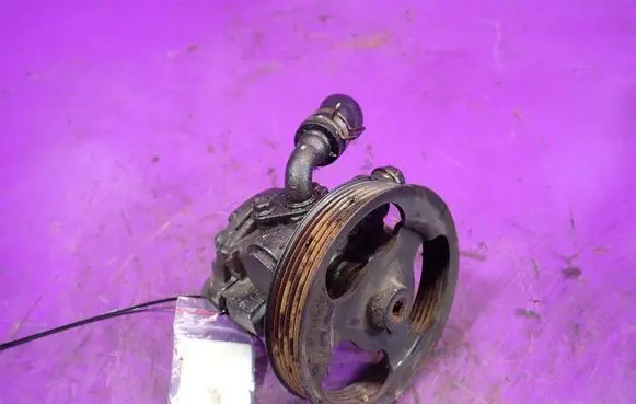Mazda 3 I Power steering pump