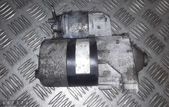 Renault Sandero I Starter motor