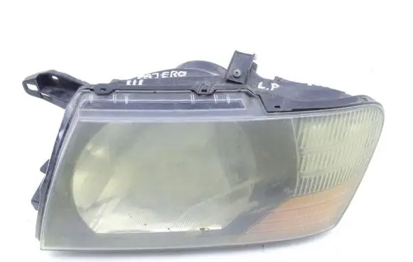 Mitsubishi Pajero Headlight/headlamp