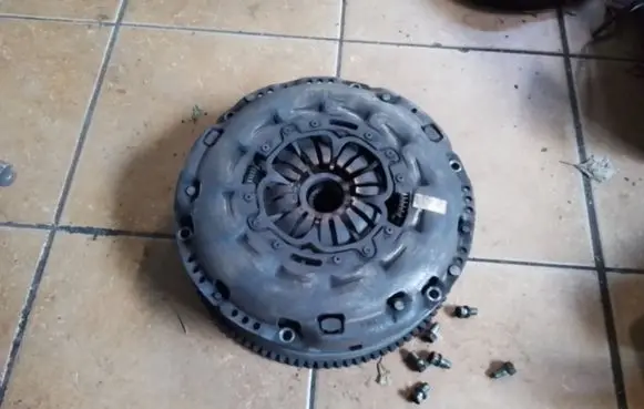 Lexus IS 220D-250-350 Clutch set kit