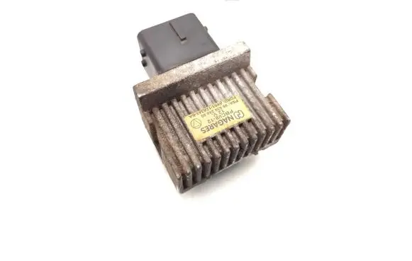 Glow plug pre-heat relay