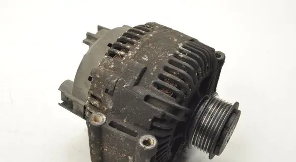 Audi A6 S6 C6 4F Generator/alternator 