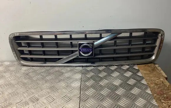 Volvo XC90 Front bumper upper radiator grill 30695513