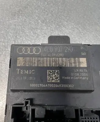 Audi Q7 4L Door control unit/module 4L0907290